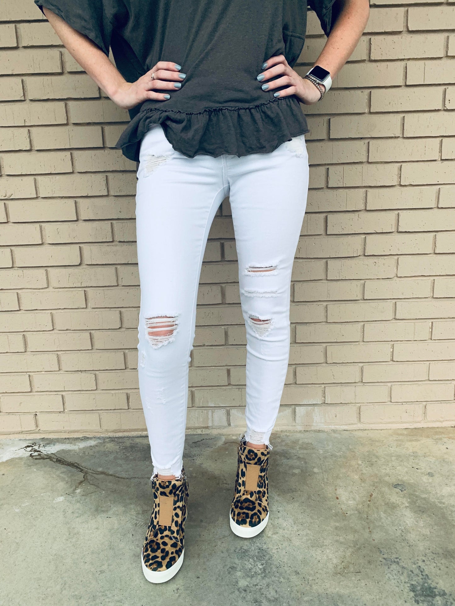 Backstage Pass Jeans {Regular & Plus}